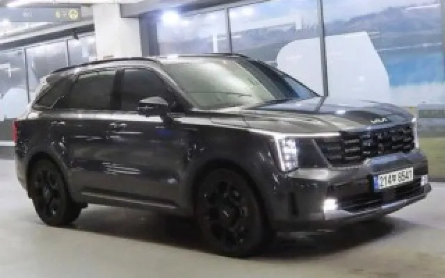 더 뉴 쏘렌토 4세대 가솔린 2.5T 4WD 시그니처 그래비티 기아 2023년 12월 175,528km